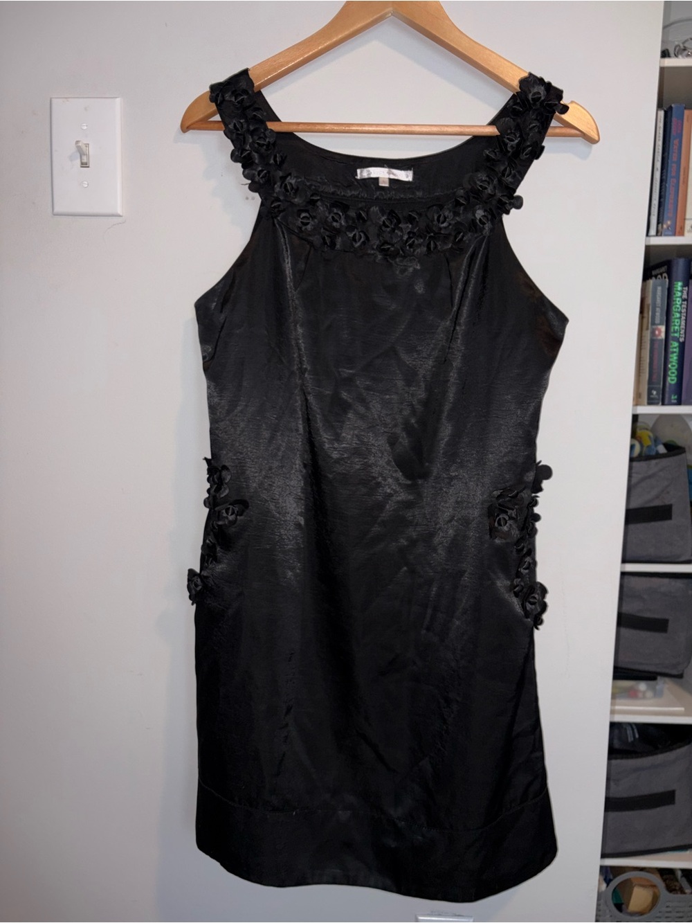 Lucy in the Sky Black Sleeveless Floral-Appliqué Mini Dress